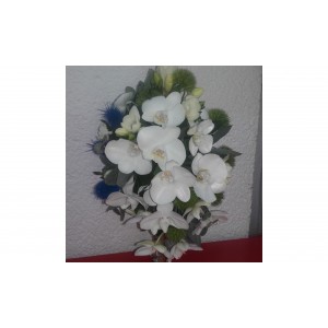 Lumanare botez cu phalaenopsis,frezie, eringium si verdeata decorativa