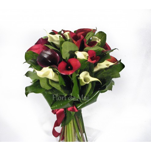 Buchet din 19 cale multicolore