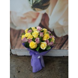 Buchet cu 39 trandafiri