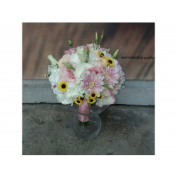 Buchet cu hortensie, crizantema,eustoma, gypsophila si minirosa