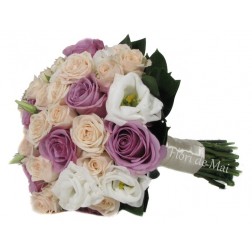 Buchet din trandafiri mov, minirose si eustoma