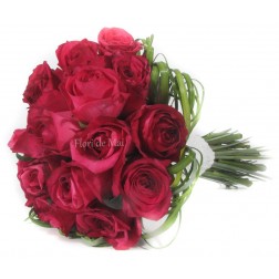 Buchet din trandafiri fuxia