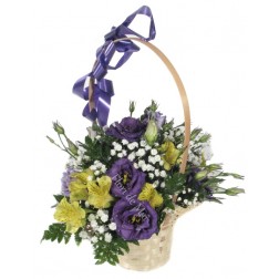 Cos cu eustoma si alstroemerii