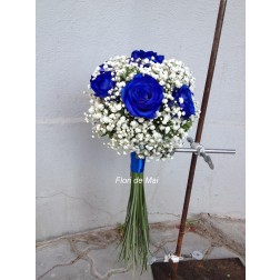 Buchet Cu Trandafiri Albastri