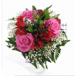 Buchet trandafiri si altroemerii